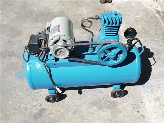 ขายปั๊มลมสายพาน puma 1/4 hp มอเตอร์มิตซู1/3 ขายปั๊มลมสายพาน puma 1/4 hp มอเตอร์มิตซู1/3