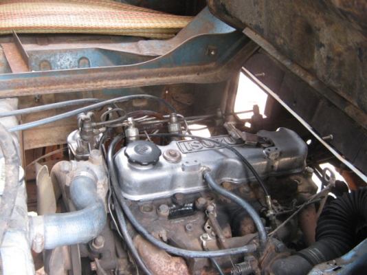 4 ล้อกลาง นิสสัน คาบอร์น เครื่องดี ไดชาทใหม่ 0836613829 4 ล้อกลาง นิสสัน คาบอร์น เครื่องดี ไดชาทใหม่ 0836613829