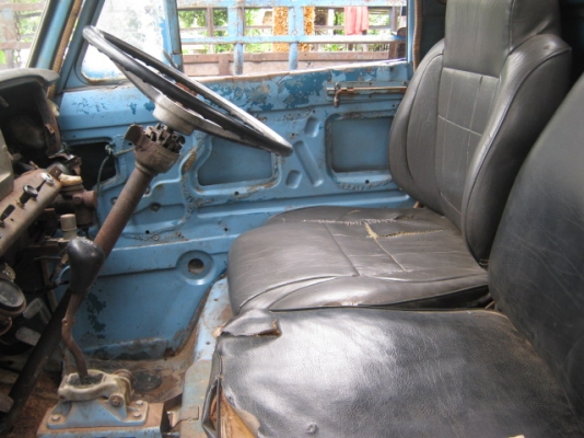 4 ล้อกลาง นิสสัน คาบอร์น เครื่องดี ไดชาทใหม่ 0836613829 4 ล้อกลาง นิสสัน คาบอร์น เครื่องดี ไดชาทใหม่ 0836613829