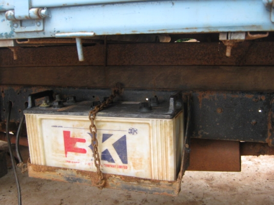 4 ล้อกลาง นิสสัน คาบอร์น เครื่องดี ไดชาทใหม่ 0836613829 4 ล้อกลาง นิสสัน คาบอร์น เครื่องดี ไดชาทใหม่ 0836613829