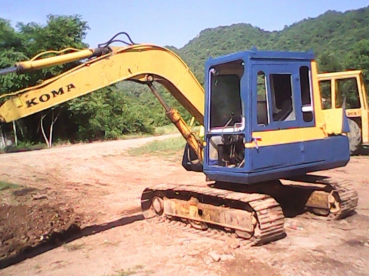 ขายรถแบ็คโฮ Komatsu PC 60-5 เครื่องปั๊มเดิม เอกสารสัญญาซื้อขาย