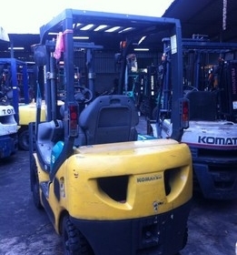 ขาย รถโฟล์คลิฟท์ KOMATSU รุ่น FG15-18