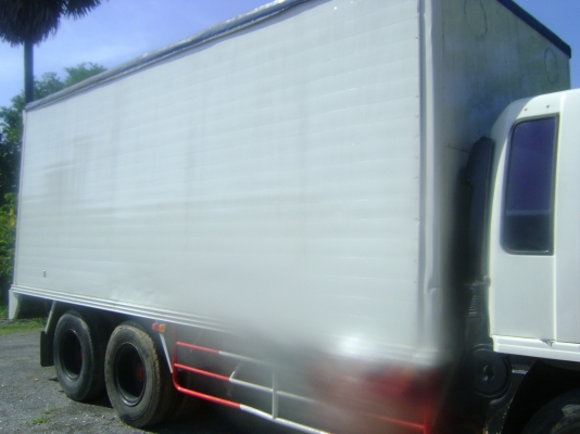 ขายตู้ 10 ล้อ ใส่สิงไฮเทค สภำพสวยจริง ๆ เอาไปใส่ได้เลย มีผ้าใบคุมด้วย