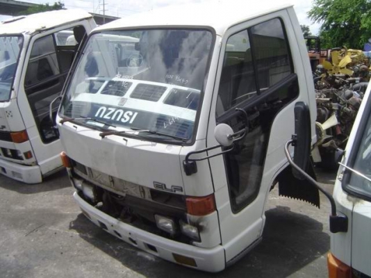 ขายด่วน หัวเก๋ง  อีซูซุ  NKR 110 หัวเล็ก