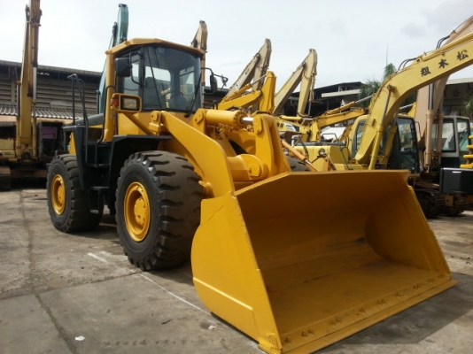 รถตักล้อยาง WA400-3E รถนำเข้าจากญี่ปุ่น  ตรวจเช็คสภาพเรียบร้อยแล้ว พร้อมใช้งาน  โทร.081-373-0559