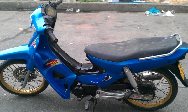 ขาย KAWASAKI เชียร์รุ่นสาตาร์ทมือพร้อมทะเบียน