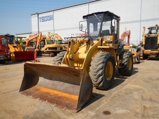 รถตักล้อยาง WA150-1-30426  สภาพสวย  ชั่วโมงน้อย  รถนำเข้าจากญี่ปุ่น เพิ่งเดินทางมาถึงไทยแล้วเมื่อเร็ว ๆ นี้  โทร.081-373-0559