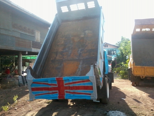 ขายด่วนรถหกล้อหัวยาวดั้ม ISUZU เครื่อง  6BB1 145 แรง  เกียร์ร็อคเสื้อลาย เฟืองท้ายใหญ่ FUSO 10 ตัน คัสซีใหญ่ ไม่บวม ไม่ขาด ไม่เชื่อม รถใช้งานวิ่งดินทุกวัน ราคาต่อรองกันได้