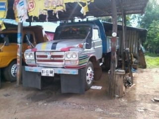 ขายด่วนรถหกล้อหัวยาวดั้ม ISUZU เครื่อง  6BB1 145 แรง  เกียร์ร็อคเสื้อลาย เฟืองท้ายใหญ่ FUSO 10 ตัน คัสซีใหญ่ ไม่บวม ไม่ขาด ไม่เชื่อม รถใช้งานวิ่งดินทุกวัน ราคาต่อรองกันได้