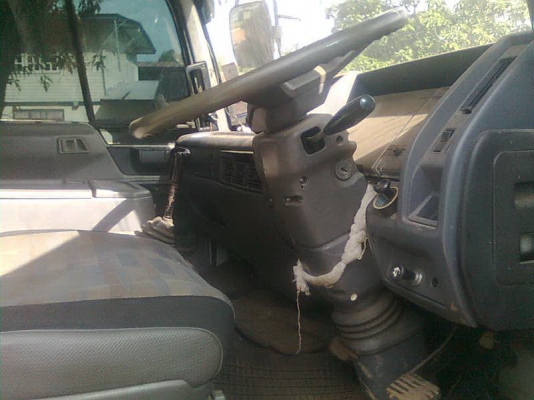 ขาย6ล้อใหญ่เครื่อง145หัวสิงยาว5เมตร ไฟฟ้าทั้งคัน