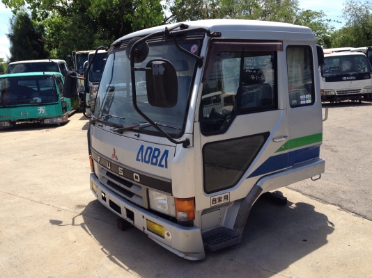 หัวเก๋ง MITSUBISHI FUSO  D951