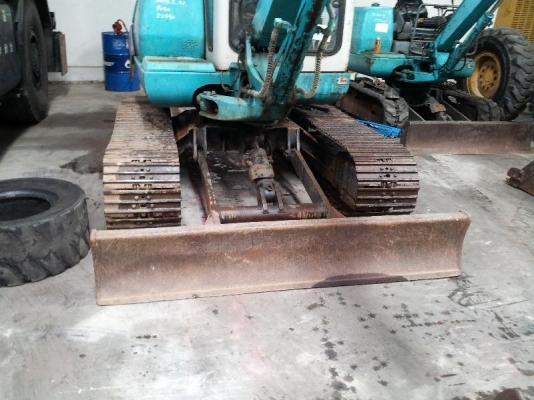 PC40-7 # 22490 : รถขุด Komatsu สต๊อกญี่ปุ่น รอนำเข้าค่ะ by กุ้ง:TOS:081-3062283