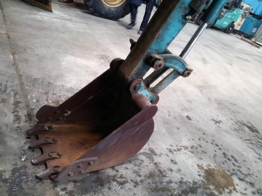 PC40-7 # 22490 : รถขุด Komatsu สต๊อกญี่ปุ่น รอนำเข้าค่ะ by กุ้ง:TOS:081-3062283