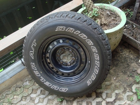 ขายล้ออะไหล่ กะทะ16ญี่ปุ่นพร้อมยาง 245/75/16