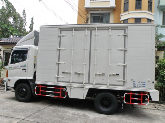 ขายด่วน HINO 6 ล้อกลาง สภาพใหม่มากๆ