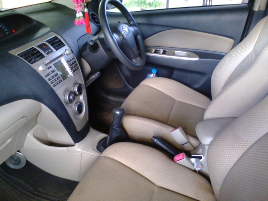 TOYOTA VIOS 1.5E เพาเวอร ไฟฟ้า เอบีเอส เครื่องเสียงเต็ม สเกิรตรอบคัน