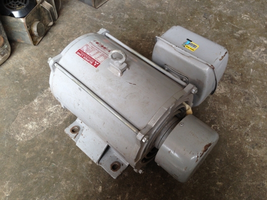ขายมอเตอร์ Mitsubishi 3 HP. 1400 RPM. ไฟบ้าน 220 V เดิมๆไม่เคยพันใหม่ สภาพสวยพร้อมใช้งาน รับประกันคุณภาพ