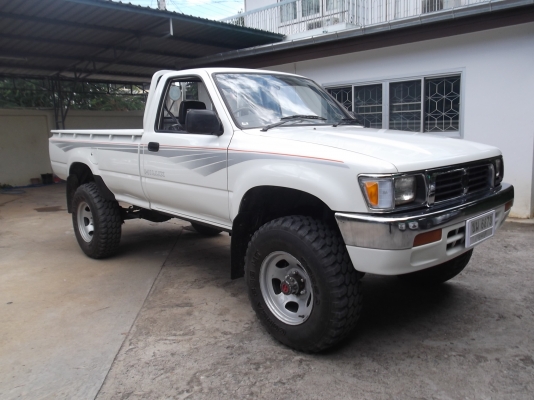 ขาย TOYOTA โฟร์วีล คานแข็ง ช่วงล่าง LN 106 สภาพสวยมาก พร้อมใช้งาน ขาย TOYOTA โฟร์วีล คานแข็ง ช่วงล่าง LN 106 สภาพสวยมาก พร้อมใช้งาน