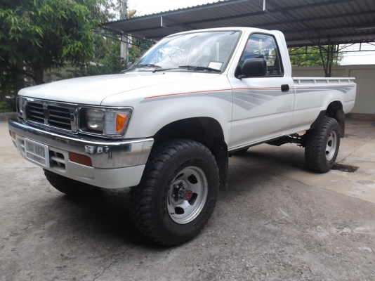 ขาย TOYOTA โฟร์วีล คานแข็ง ช่วงล่าง LN 106 สภาพสวยมาก พร้อมใช้งาน ขาย TOYOTA โฟร์วีล คานแข็ง ช่วงล่าง LN 106 สภาพสวยมาก พร้อมใช้งาน