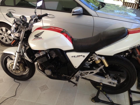ขาย Triumph street triple r ปี2010/kawasaki zx10 2006/Honda CB400 1996