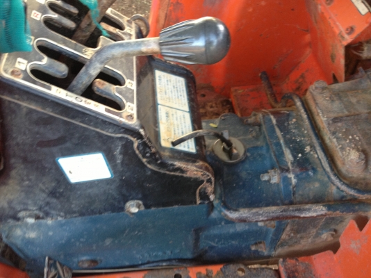 คูโบต้าL2002 พ้อมผาน5 เครื่องดี เกียร์ดีคับ สภาพดีคับ แอ๊ป 088-4267077