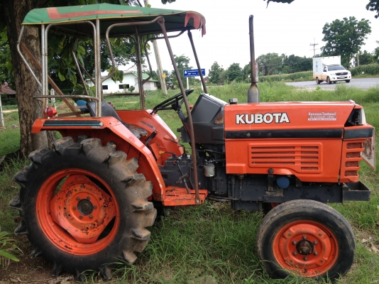 คูโบต้าL2605 เครื่องดี เกียร์ดีคับ สภาพดีคับ แอ๊ป 088-4267077