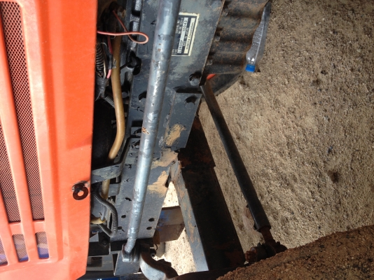 คูโบต้าL2605 เครื่องดี เกียร์ดีคับ สภาพดีคับ แอ๊ป 088-4267077