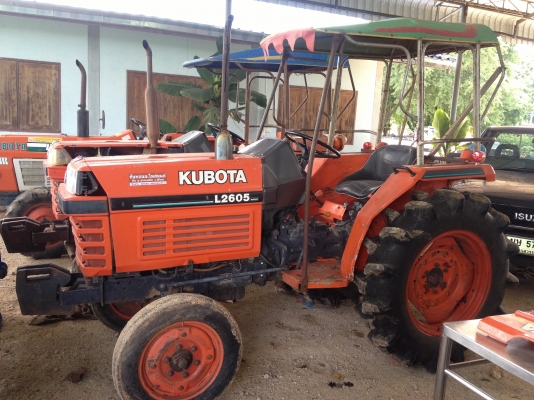 คูโบต้าL2605 เครื่องดี เกียร์ดีคับ สภาพดีคับ แอ๊ป 088-4267077