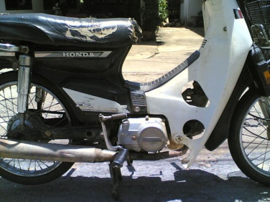 ขายดรีมคุรุสภาเล่มทะเบียนชุดโอนไม่ได้ตามเครื่องพอใช้โครงไม่ผุอะไหร่เดิมติดรถขายตามสภาพ ขาย 6900 บาท