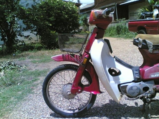 ขาย C700 ทะเบียนพร้อมโอนเครื่องดีอะไหร่เดิมติดรถขายตามสภาพ ขาย 6900 บาท