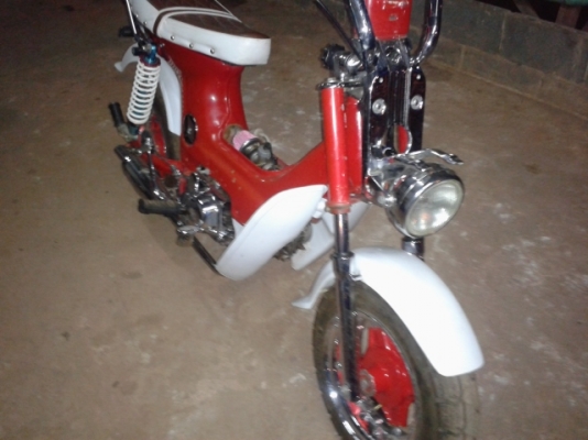 ชาลีแต่งสวย