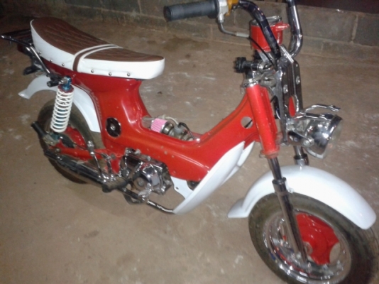 ชาลีแต่งสวย