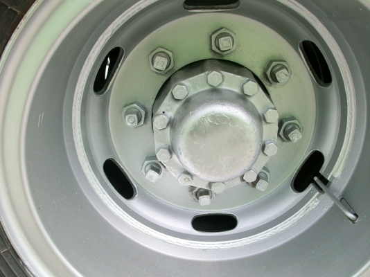 หาพ่วง2คาน ยาว6.20เมตร จดทะเบียนปี51 ลดราคากันไปเลยครับเดิม250000ครับ