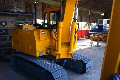 ขายแบ็คโฮ PC-60 ยี่ฮ้อ IHI  เครื่องเดิม ปั๊มเดิม ใช้เครื่อง ISUZU เดิมๆออกห้าง ซ่อมง่าย อะไหล่ถูก ประหยัดน้ำมัน ตัวเดิน HY-DASH เครื่องปั๊มแห้ง ไม่มีรั่วซึม  ตัวเดินแรง เดินบิดได้สบาย เดินนิ่มมาก เครื่องดีมาก เสียงนิ่มไม่มีควัน                    ติดต่อ 0