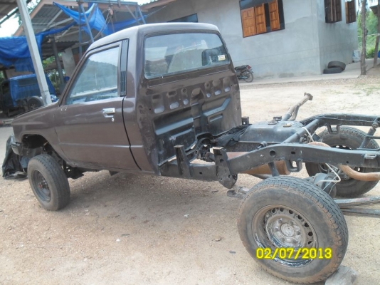 LN-65 HERO 4 x 4 คานแข็ง พร้อมใช้งานหรือเป็นอะไหล่วางคานแข็ง