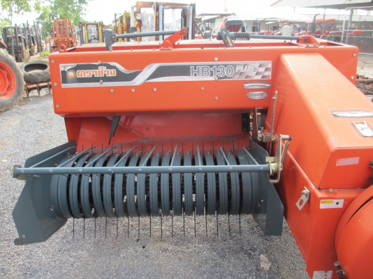คุ้มสุดๆ เครืองอัดฟาง ของใหม่ขายราคามือสอง คูโบต้า HB 130 PLUS