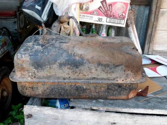 ขายถังน้ำมัน มาสด้าโปรซีดถูกๆตามสภาพ300บาท ขายถังน้ำมัน มาสด้าโปรซีดถูกๆตามสภาพ300บาท