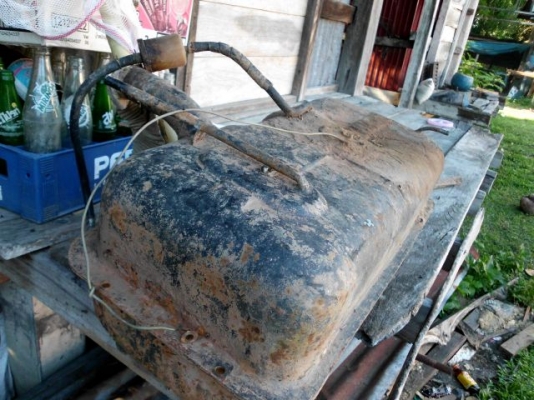 ขายถังน้ำมัน มาสด้าโปรซีดถูกๆตามสภาพ300บาท