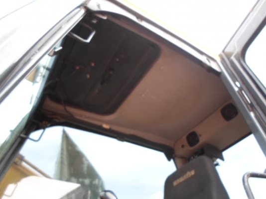 ขายแบ็คโฮ KOMATSU PC 200-8