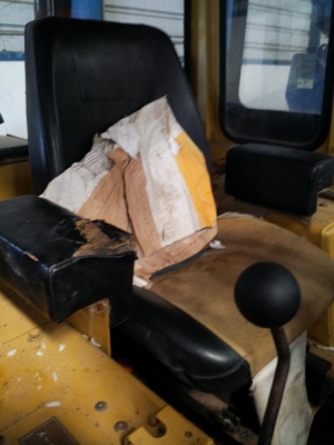 910F # 1YK02616 :รถตักล้อยาง นำเข้าจากญีปุ่น by กุ้ง:TOS:081-3062283