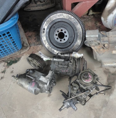 ขายปั๊มเทอร์โบเครื่องไมตี้ เอ็กซ์ เครื่อง2L คอมแอร์ ไดสตาร์ด ถูกๆ