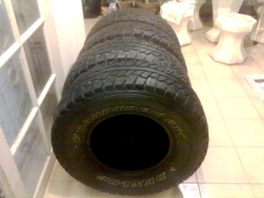 ขายยาง 31"x10.3x15 Dunlop Grandtek AT1 'ปี 11