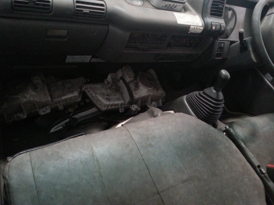 หัวเก๋ง NKR เครื่อง 4HF LPG คัสซี NKR66E