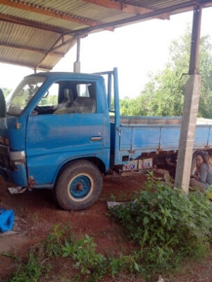 Isuzu Tl85 ทะเบียนขาด5 ปี เคื่องบอตงเล่ม