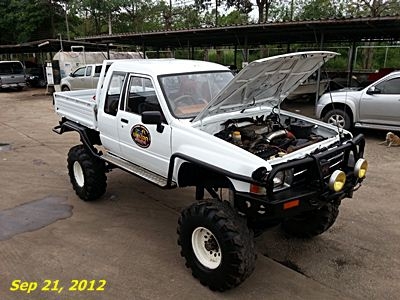 รถ Toyota LN65 แท้