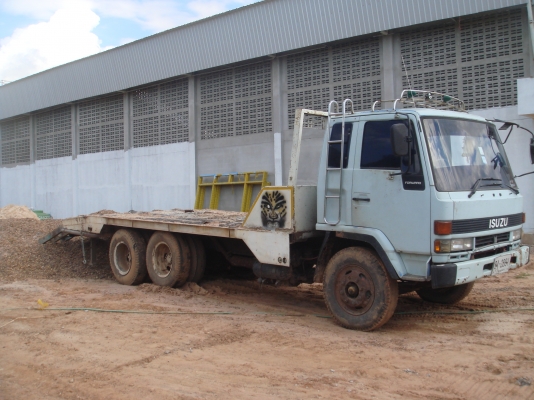 ขายรถลาก 10 ล้อ ราคาเพียง 350,000 บาทเท่านั้น