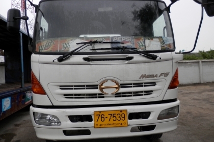 (หัวคัซซี)6ล้อช่วงยาว7.20 มHINO MEGA FG ปี48 (หัวคัซซี)6ล้อช่วงยาว7.20 มHINO MEGA FG ปี48