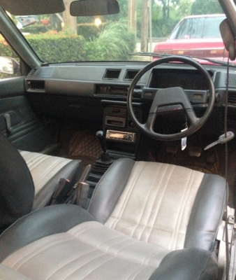 ขายรถสวยๆๆเดิมๆทั้งคัน อุปกรณ์เดิมครบๆหน้าหลังเดิมทั้งคัน