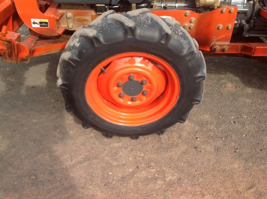 ปัญญาแทรคเตอร์มาแล้ว...จัดมาให้ครับ รีบโดยด่วน.คูโบต้า L4508 พร้อมใบมีดตราช้าง สภาพสวยแบบเดิมๆคับ