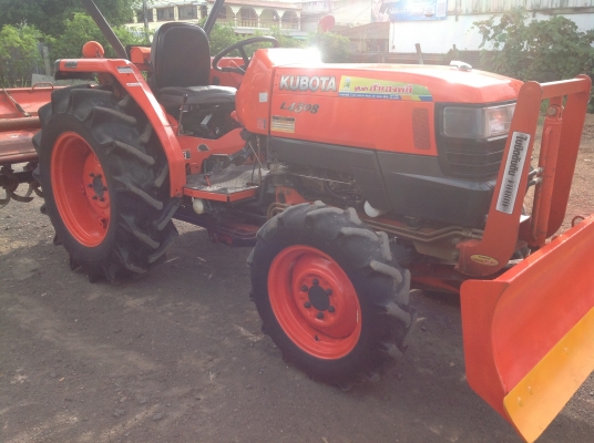 ปัญญาแทรคเตอร์มาแล้ว...จัดมาให้ครับ รีบโดยด่วน.คูโบต้า L4508 พร้อมใบมีดตราช้าง สภาพสวยแบบเดิมๆคับ